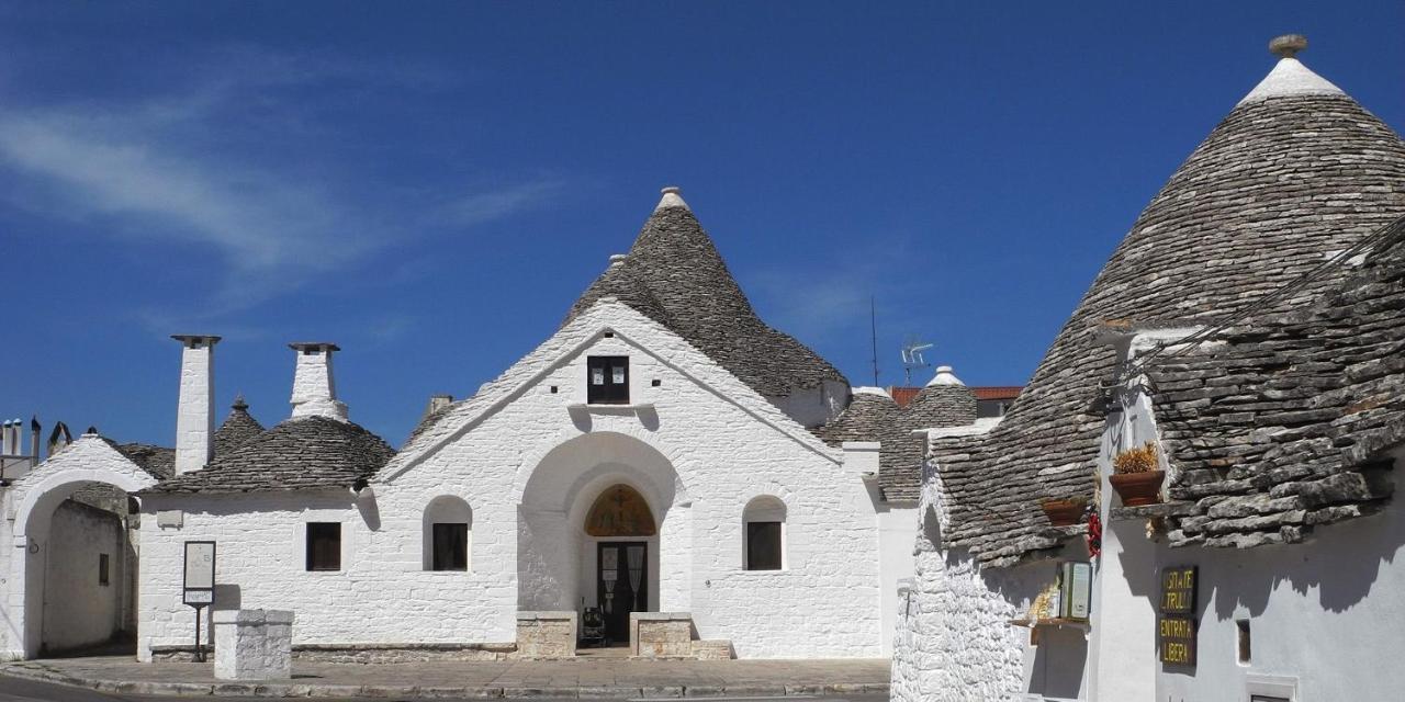 アルベロベッロ Trullo Monte Santo 50 Bed & Breakfast エクステリア 写真